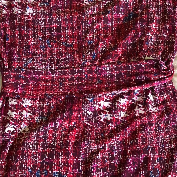 Flattering Donna Morgan dress - Picture 5 of 6